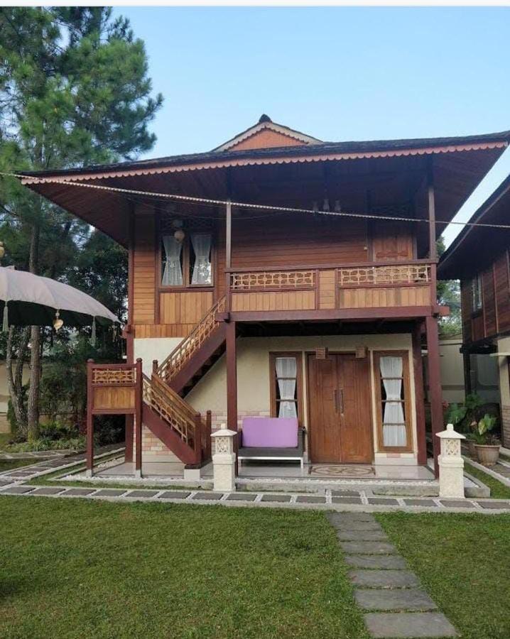 The Kulawi Villa & Resort Puncak Exterior photo